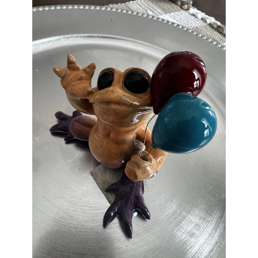 Kitty's‎ Critters 2007 Frog Figurine PARTY TIME Ceramic Balloons New Old Stock